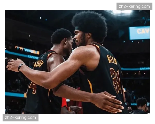 骑士十人轮换实验复盘：莫布里攻防全面性成季后赛关键发现