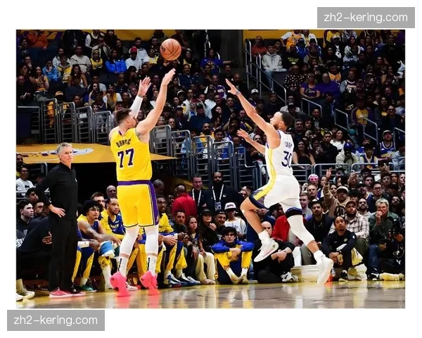 东契奇里夫斯持续缺阵，湖人无球跑动体系面临深度考验